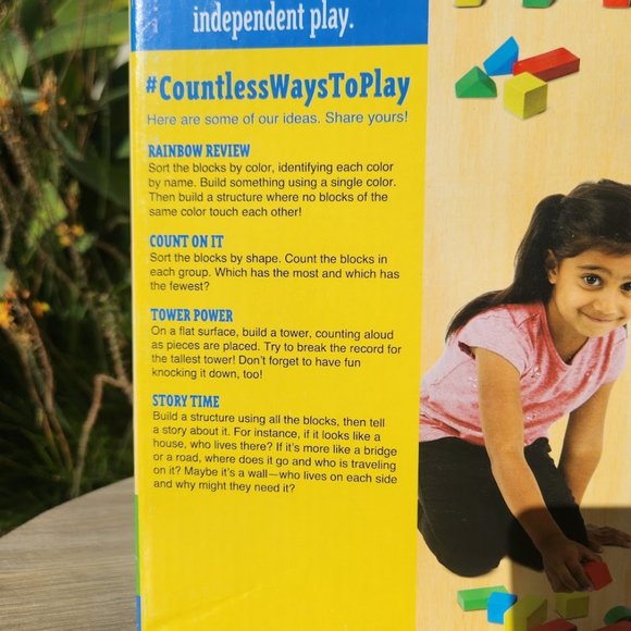 NEW Melissa & Doug Wooden Building Blocks Set 100 Blocks in 4 Colors 9 Shapes - Picture 5 of 8